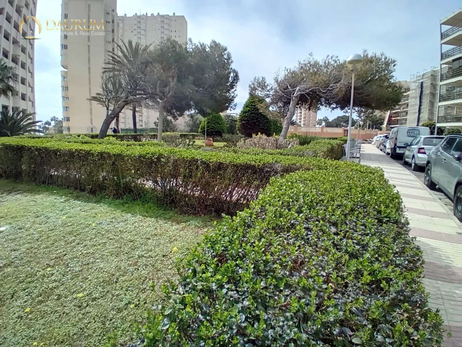 Flat for sale in Playa de Muchavista with pool - € 199,000 (Ref: 9685768)