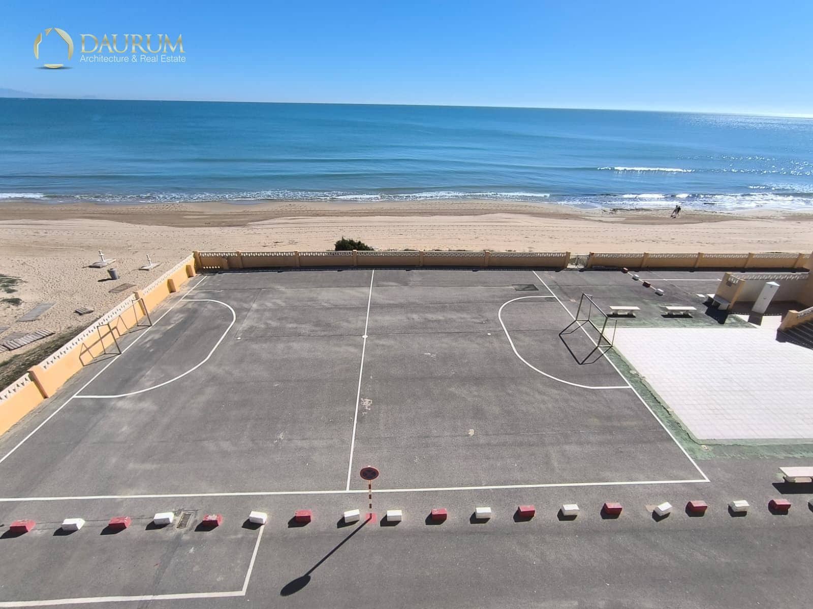 Piso de 3 habitaciones en Arenales del Sol en venta con garaje - 316.000 € (Ref: 9688436)