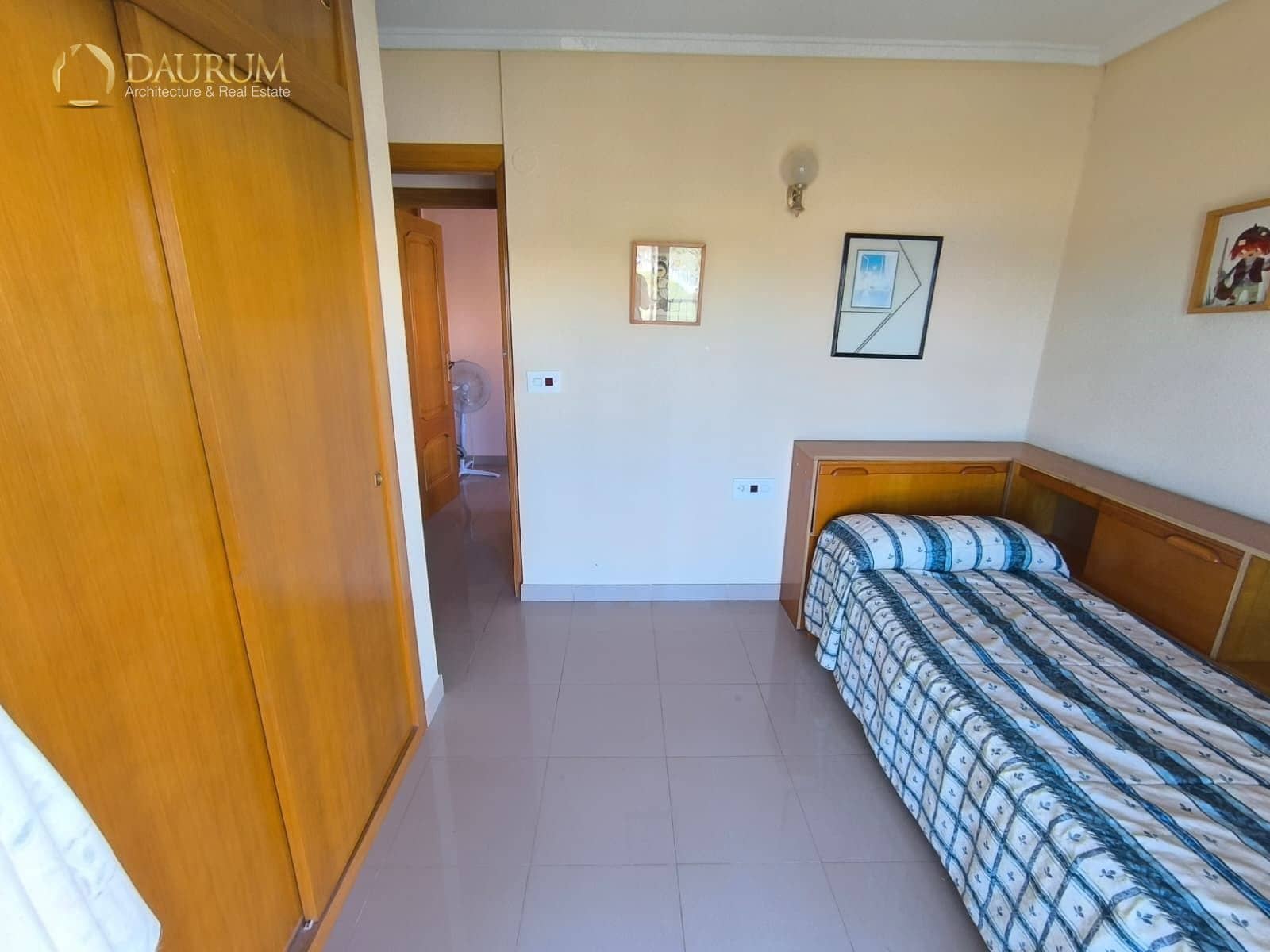 Piso de 3 habitaciones en Arenales del Sol en venta con garaje - 316.000 € (Ref: 9688436)