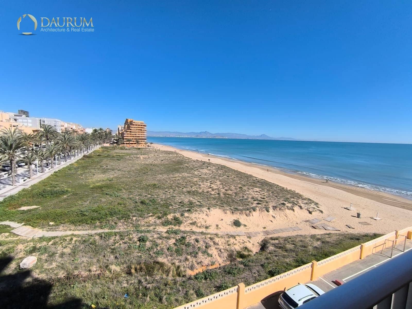 Piso de 3 habitaciones en Arenales del Sol en venta con garaje - 316.000 € (Ref: 9688436)