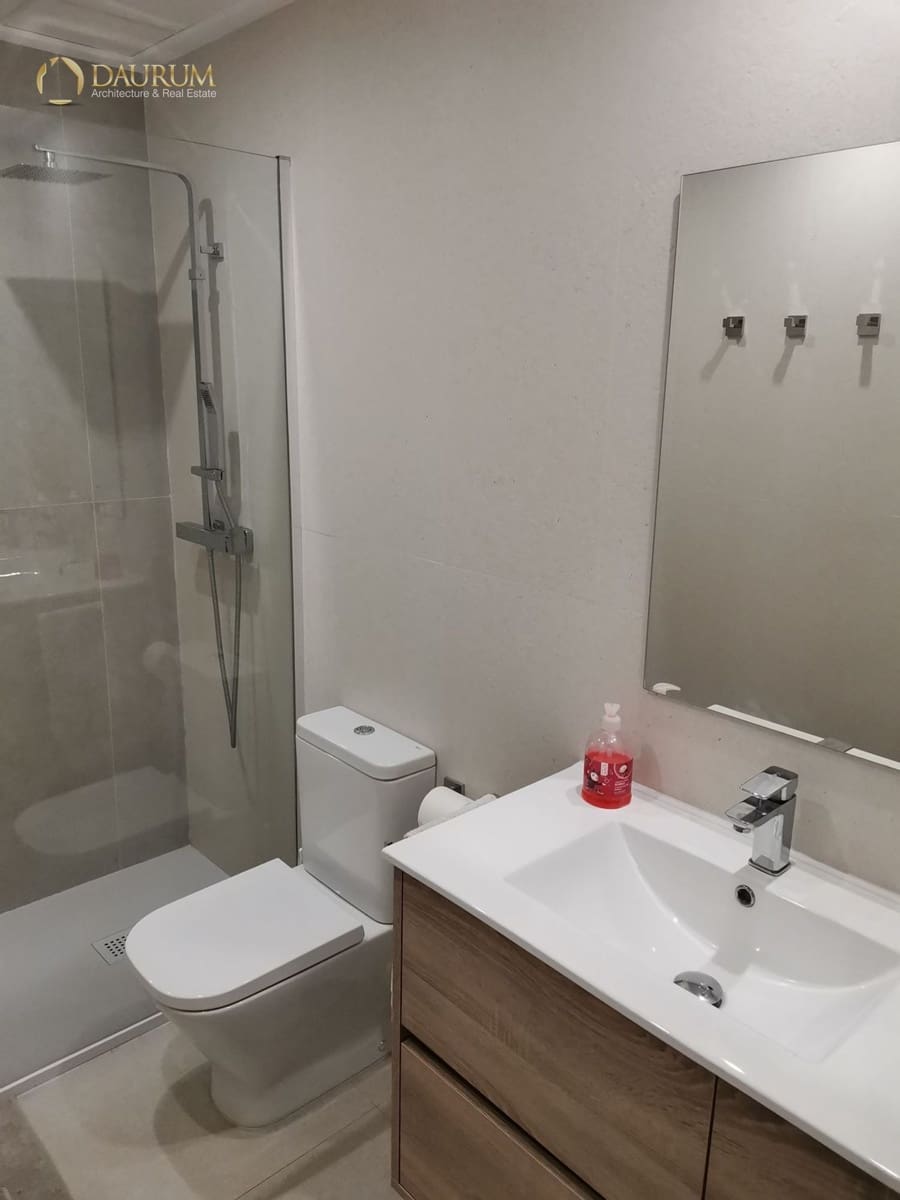 2 bedroom Flat for sale in El Altet with pool garage - € 196,000 (Ref: 9694136)