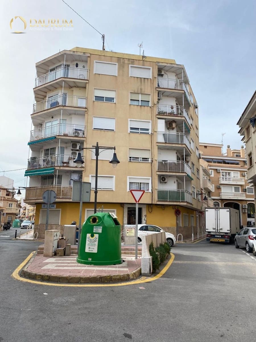 2 bedroom Flat for sale in El Campello - € 245,000 (Ref: 9694591)