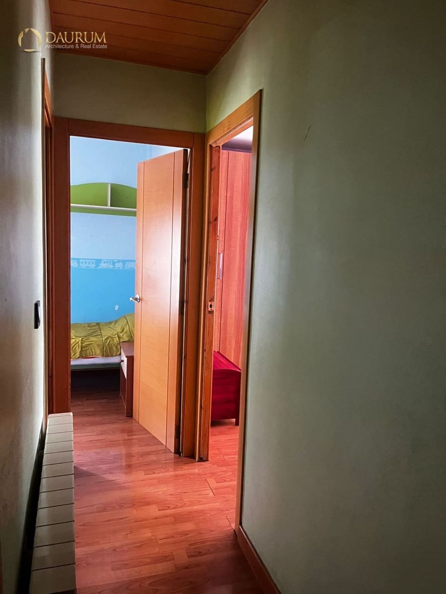 3 bedroom Flat for sale in Jijona / Xixona - € 105,000 (Ref: 9713601)