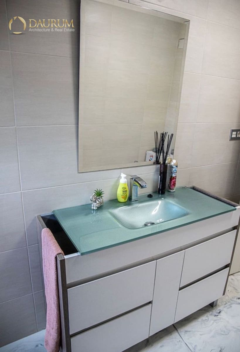 4 bedroom Villa for sale in Moralet with pool garage - € 340,000 (Ref: 9716574)