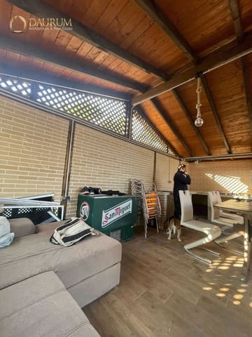 4 soveværelse Villa til salg i Moralet, Alicante by med swimmingpool garage - € 340.000 (Ref: 9716574)