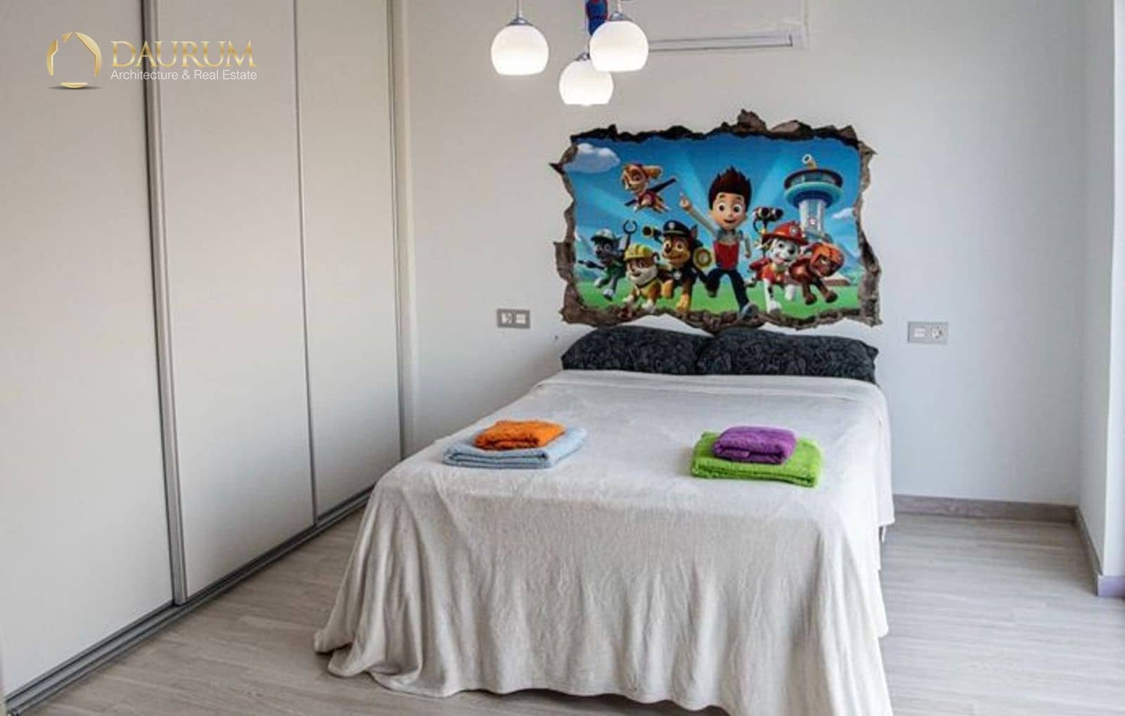 4 bedroom Villa for sale in Moralet with pool garage - € 340,000 (Ref: 9716574)