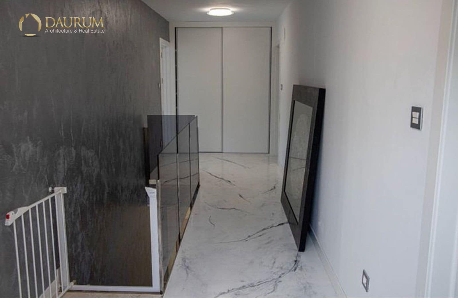 4 bedroom Villa for sale in Moralet with pool garage - € 340,000 (Ref: 9716574)