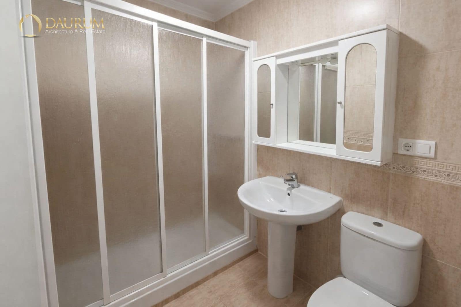 Piso de 3 habitaciones en Alicante / Alacant ciudad en venta - 130.000 € (Ref: 9720359)