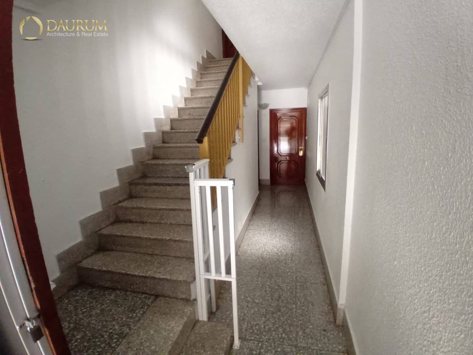 2 makuuhuone Asunto myytävänä paikassa Elche / Elx - 150 000 € (Ref: 9723470)