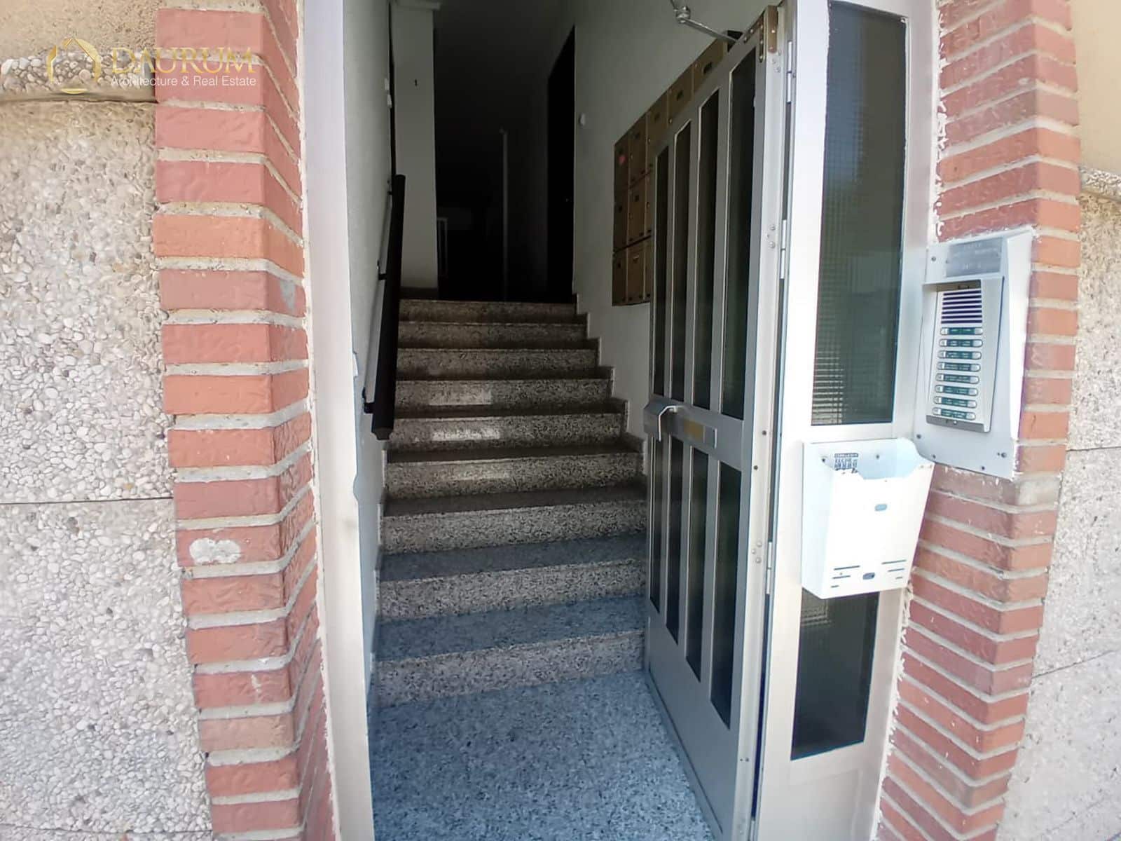 2 makuuhuone Asunto myytävänä paikassa Elche / Elx - 150 000 € (Ref: 9723470)