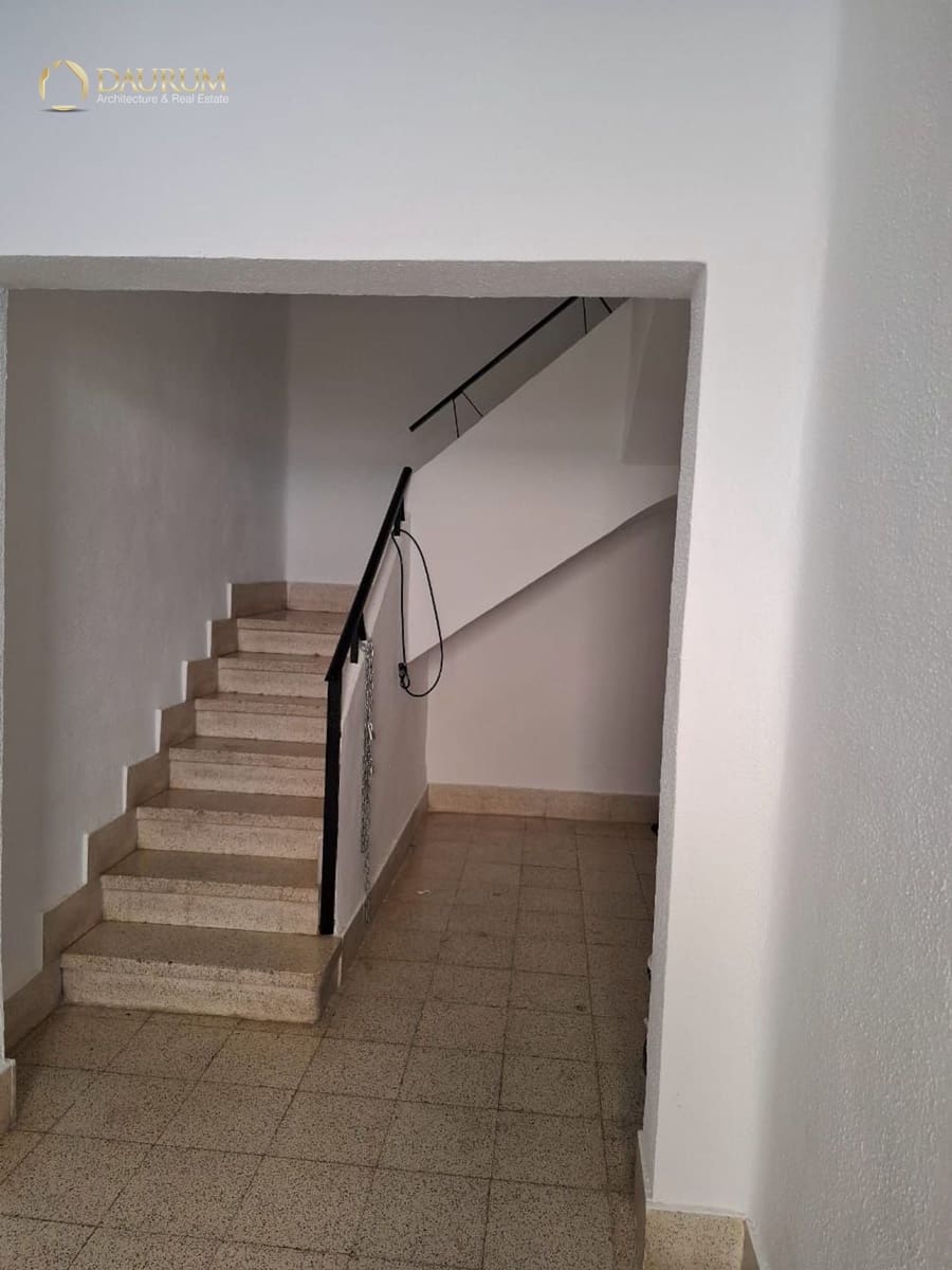 3 bedroom Flat for sale in Alicante / Alacant city - € 155,000 (Ref: 9723590)