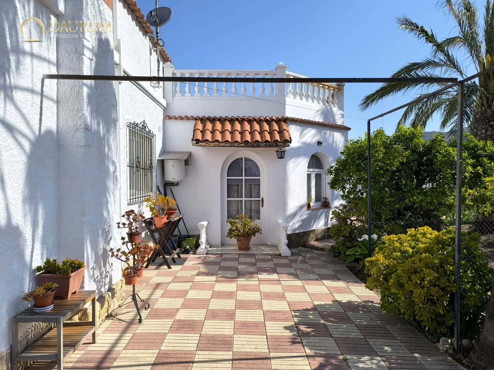 3 bedroom Villa for sale in Busot with pool garage - € 369,900 (Ref: 9730751)