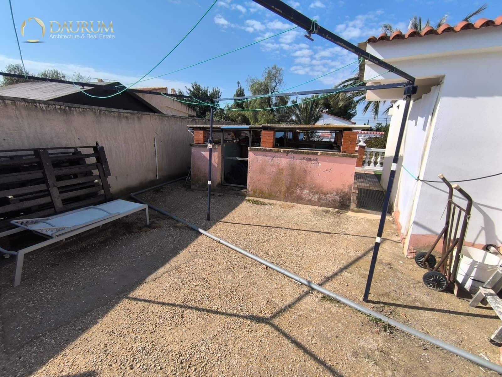 3 bedroom Villa for sale in Busot with pool garage - € 369,900 (Ref: 9730751)