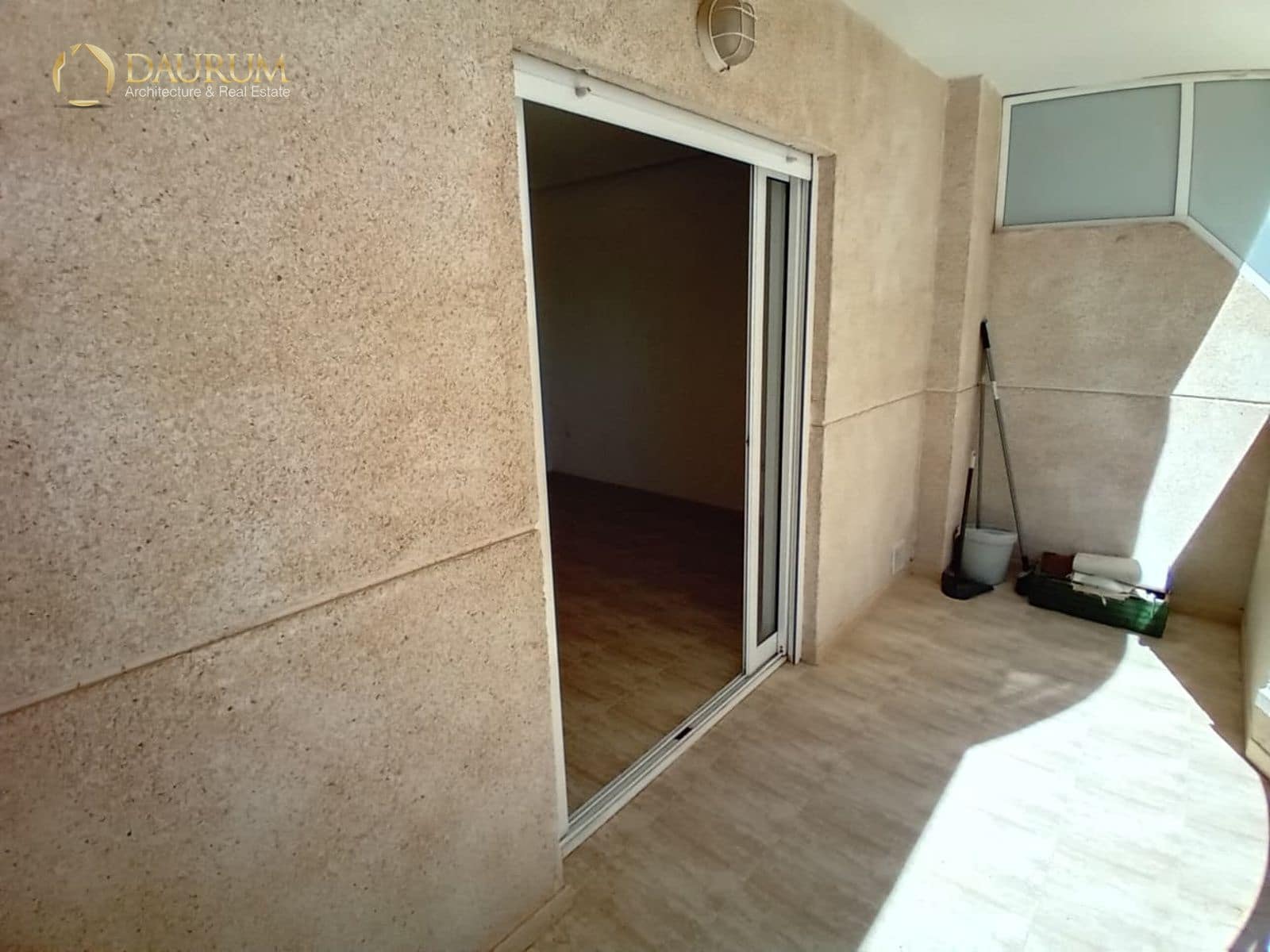 1 soveværelse Lejlighed til salg i Arenales del Sol med swimmingpool - € 141.500 (Ref: 9737042)