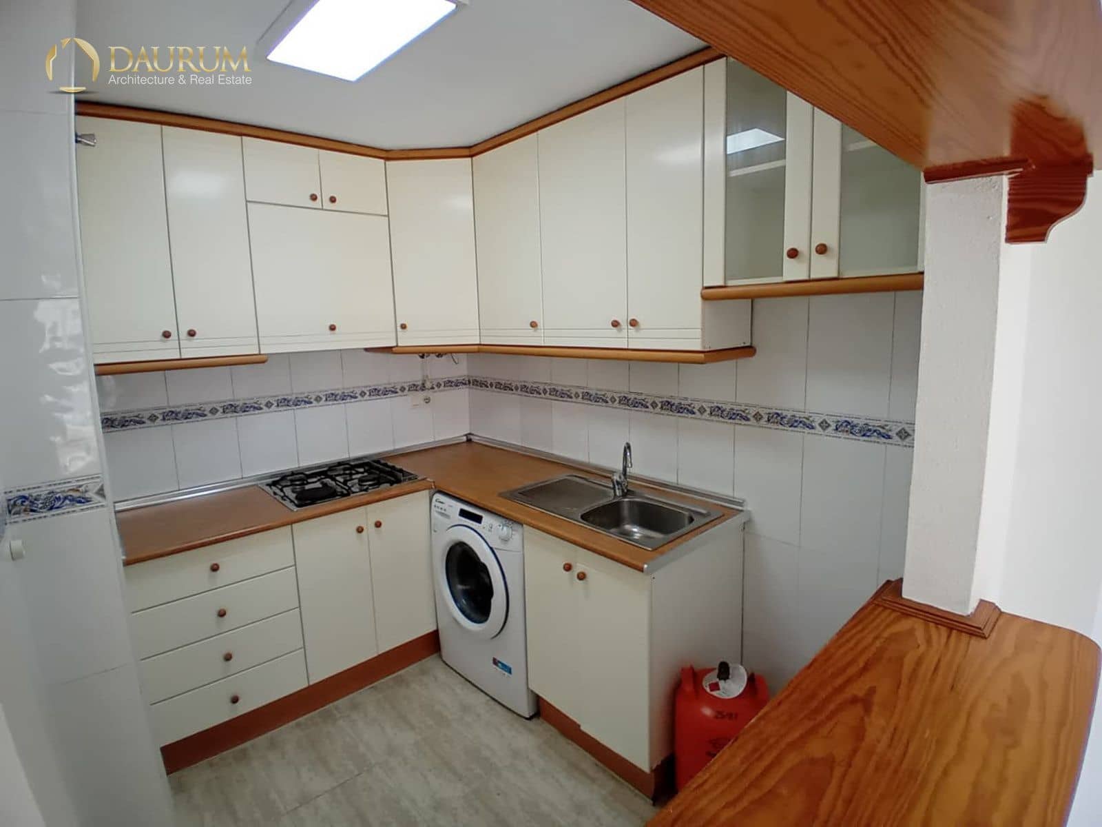 1 soveværelse Lejlighed til salg i Arenales del Sol med swimmingpool - € 141.500 (Ref: 9737042)