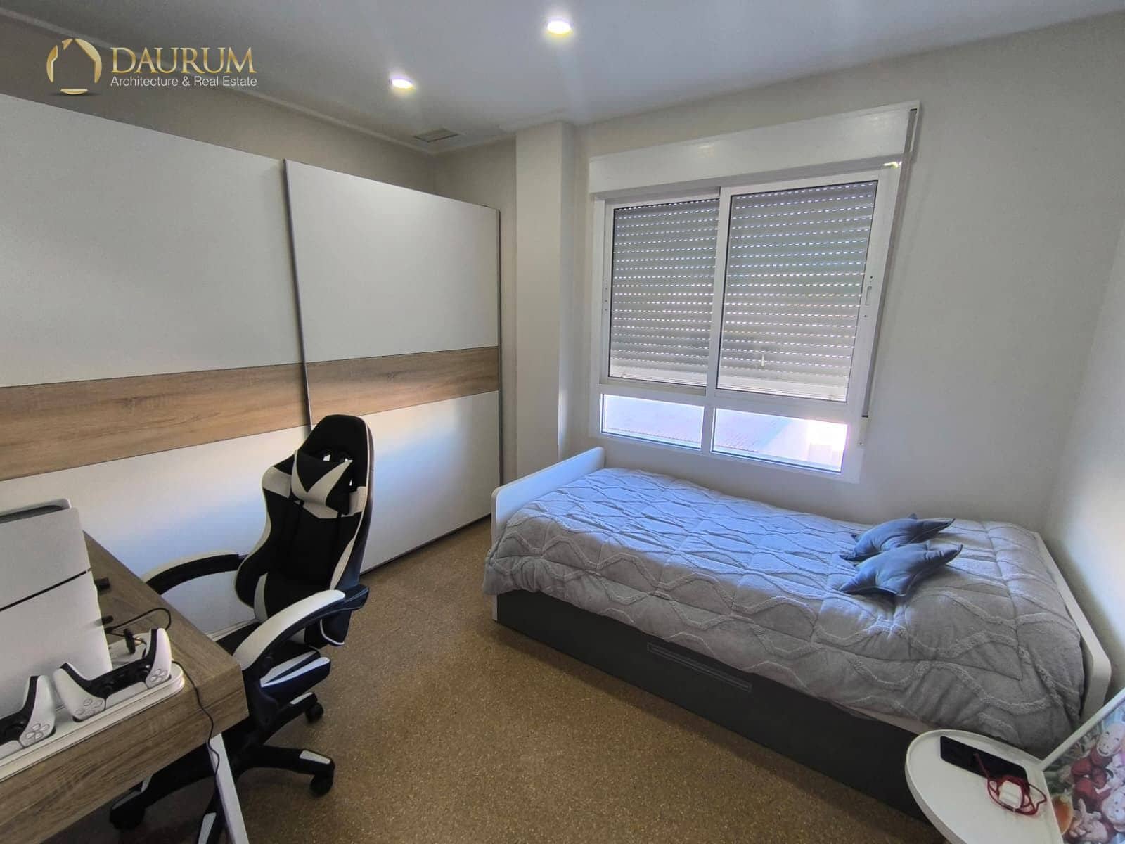 4 bedroom Flat for sale in Monforte del Cid with garage - € 168,000 (Ref: 9739205)