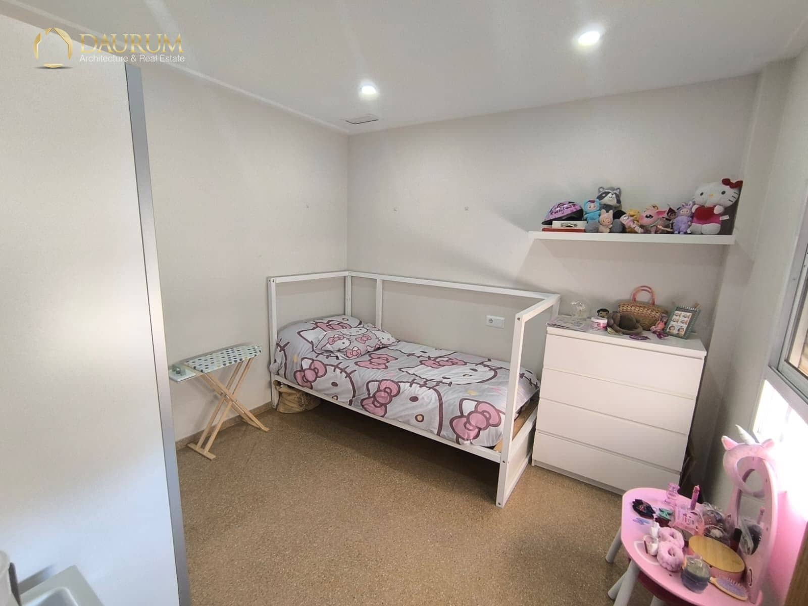 4 bedroom Flat for sale in Monforte del Cid with garage - € 168,000 (Ref: 9739205)