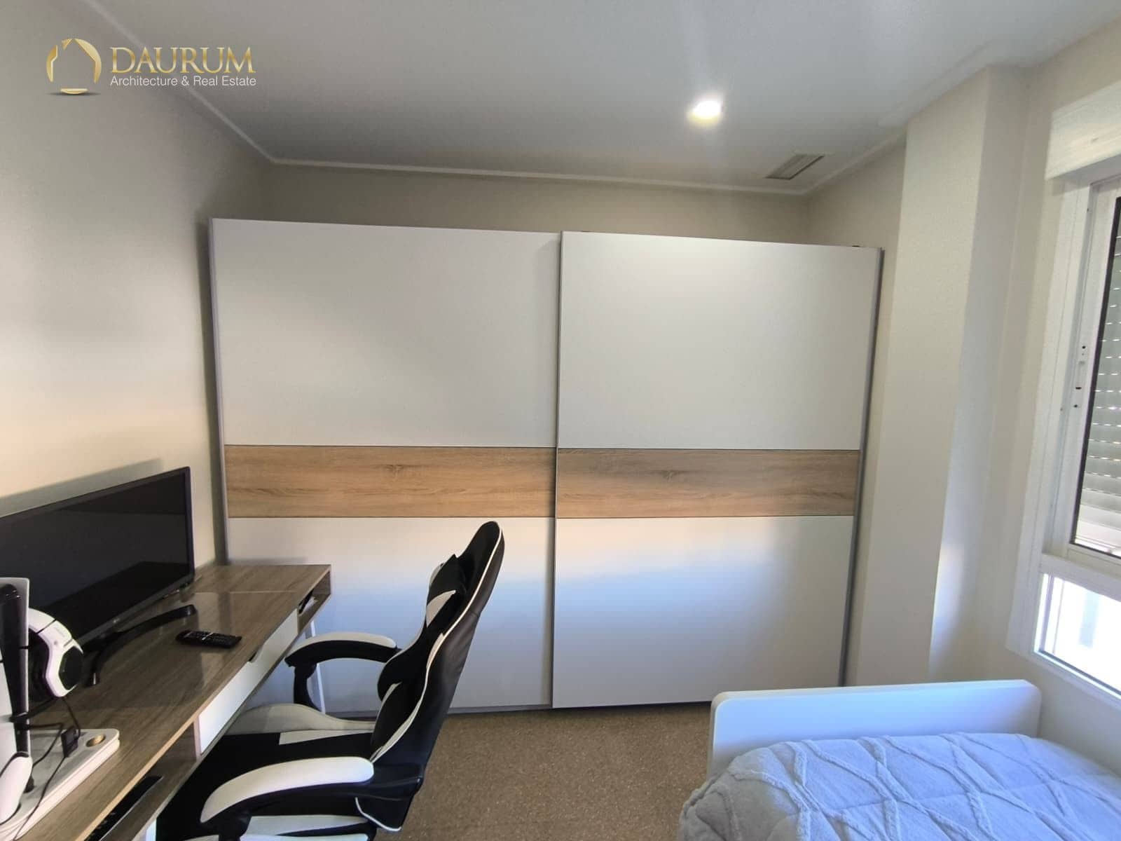 4 bedroom Flat for sale in Monforte del Cid with garage - € 168,000 (Ref: 9739205)