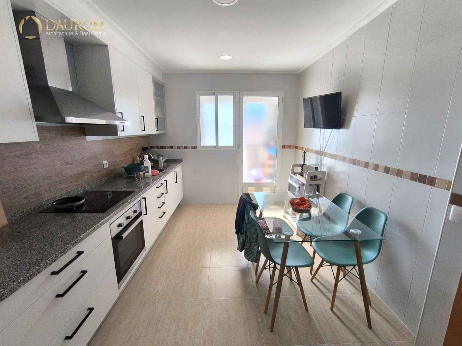 4 bedroom Flat for sale in Monforte del Cid with garage - € 168,000 (Ref: 9739205)