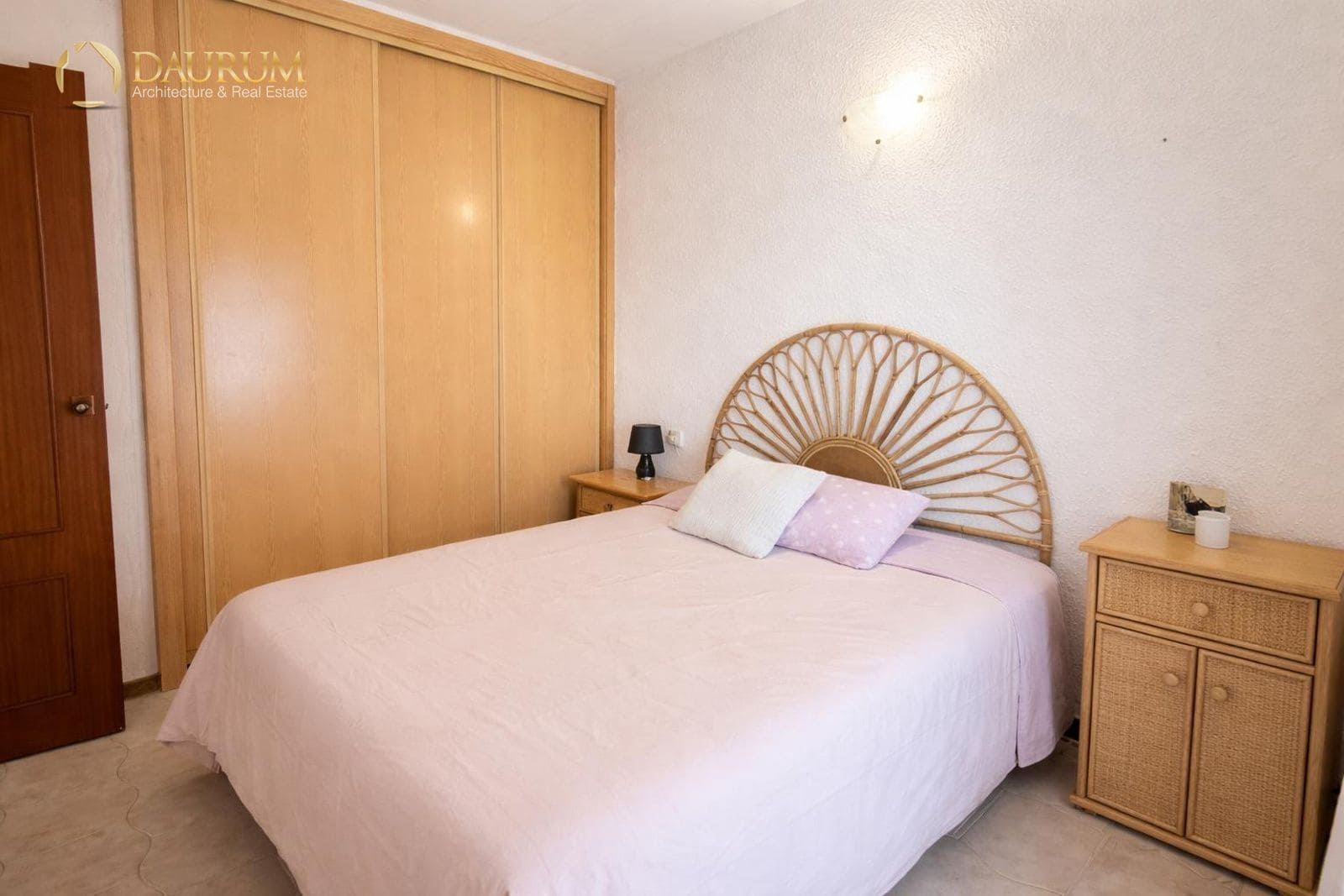 1 sovrum Lägenhet till salu i Alicante stad med pool garage - 240 000 € (Ref: 9753447)