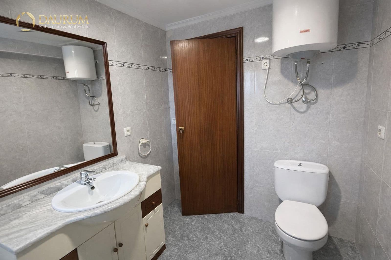 1 sovrum Lägenhet till salu i Alicante stad med pool garage - 240 000 € (Ref: 9753447)