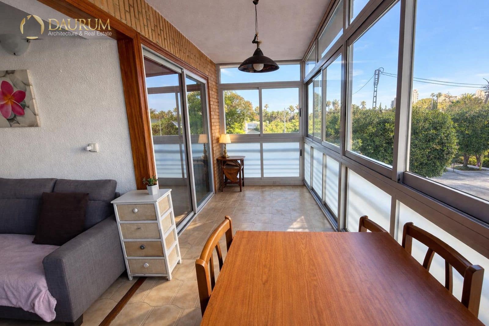 1 sovrum Lägenhet till salu i Alicante stad med pool garage - 240 000 € (Ref: 9753447)