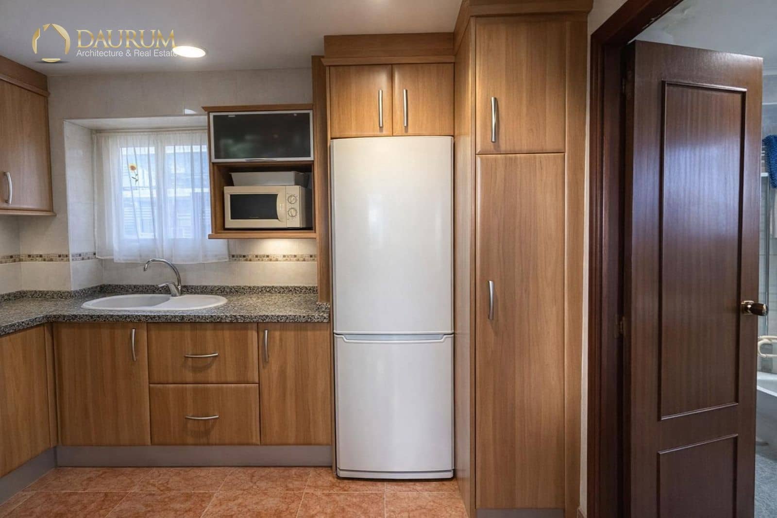 1 sovrum Lägenhet till salu i Alicante stad med pool garage - 240 000 € (Ref: 9753447)