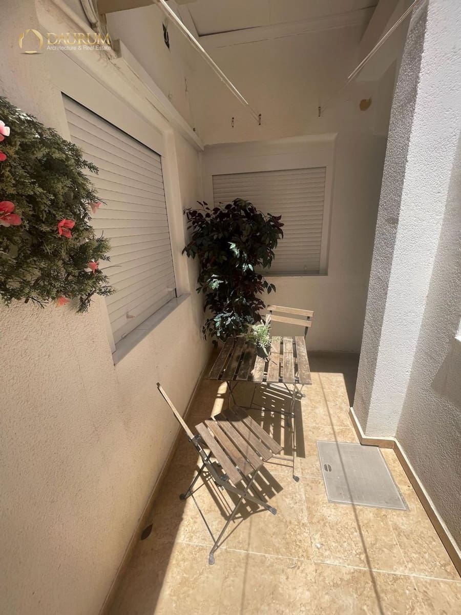 3 slaapkamer Flat te koop in Alicante stad - € 311.000 (Ref: 9753448)