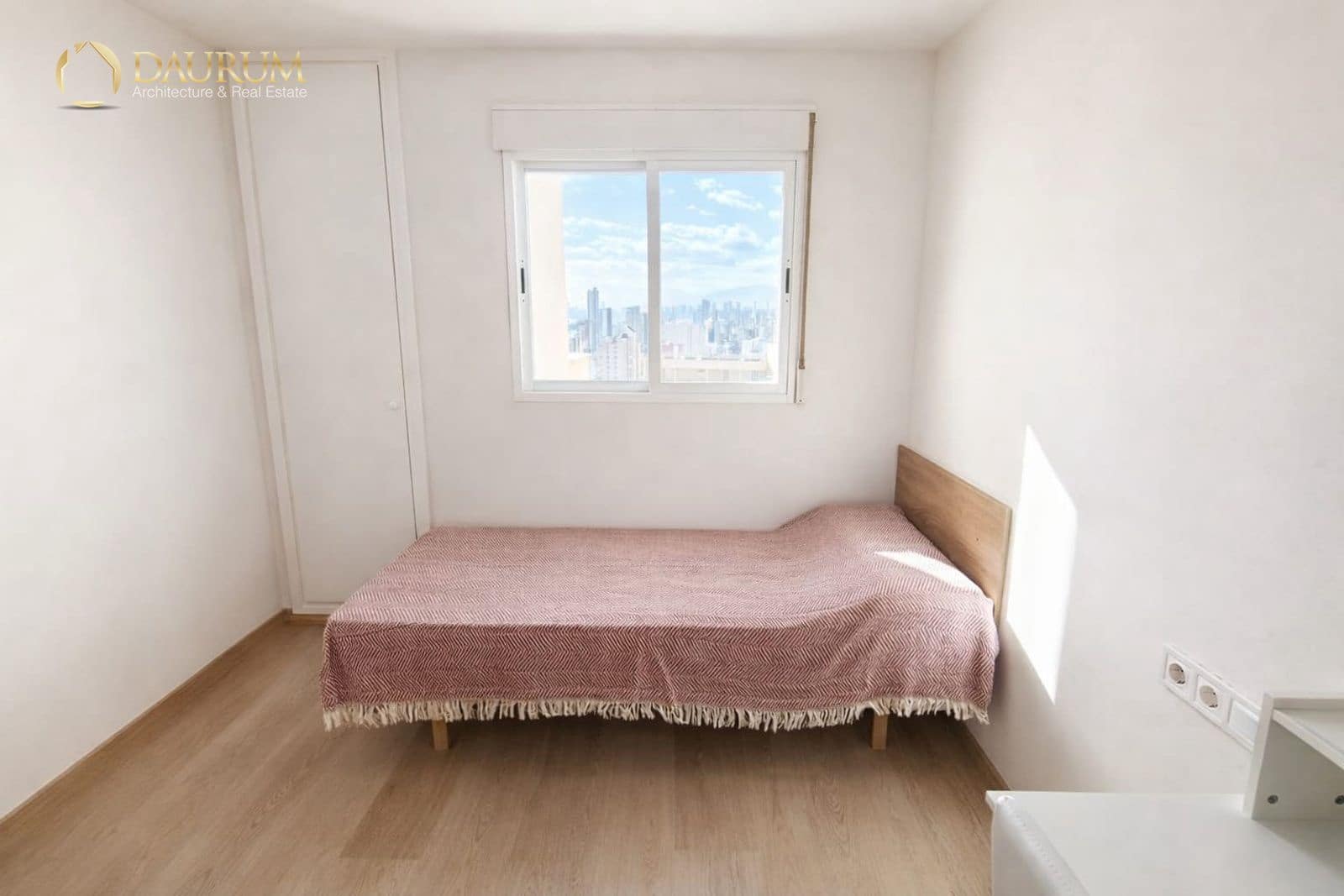 2 sovrum Lägenhet till salu i Benidorm med pool garage - 380 000 € (Ref: 9756372)