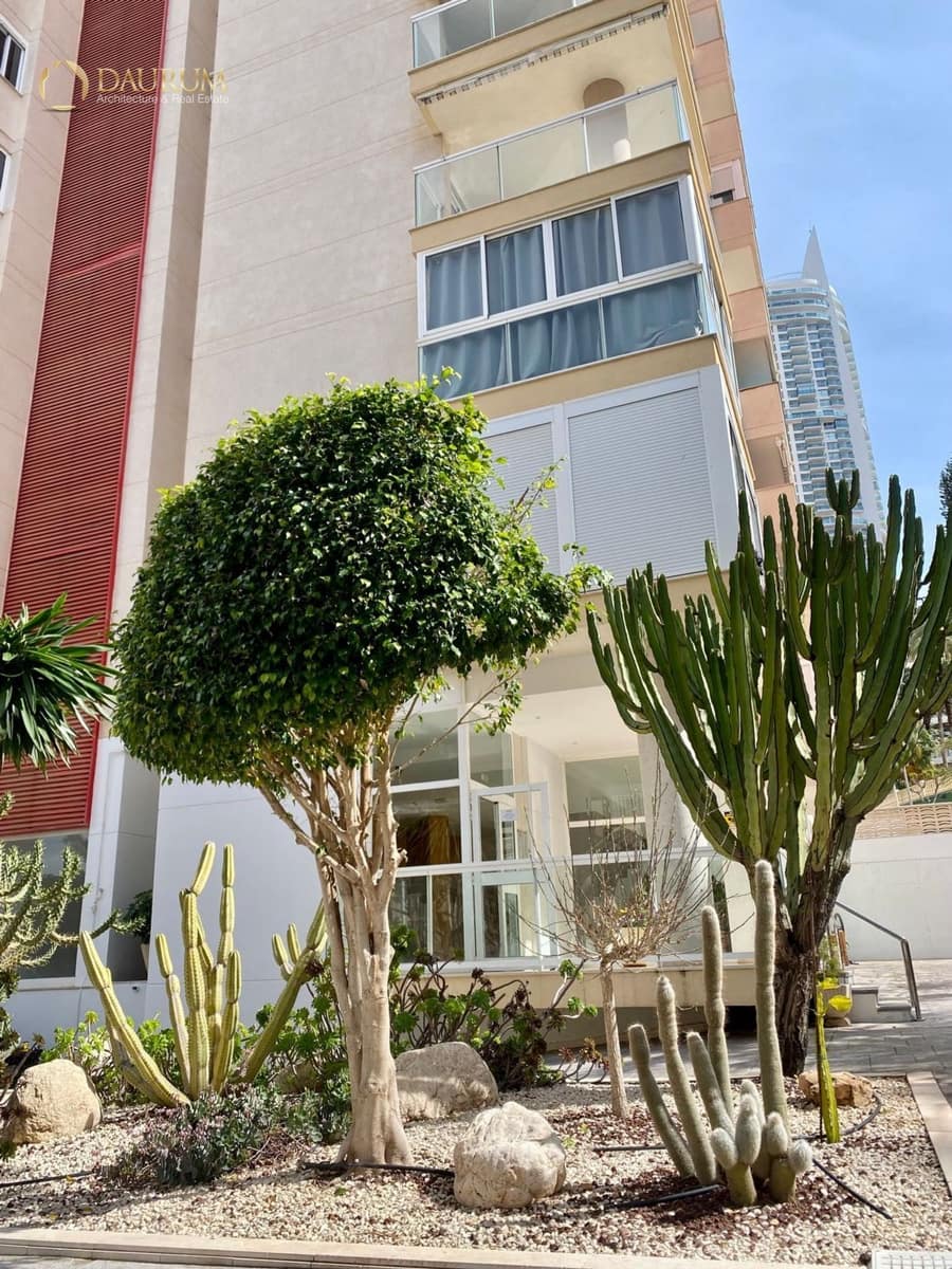 2 sovrum Lägenhet till salu i Benidorm med pool garage - 380 000 € (Ref: 9756372)