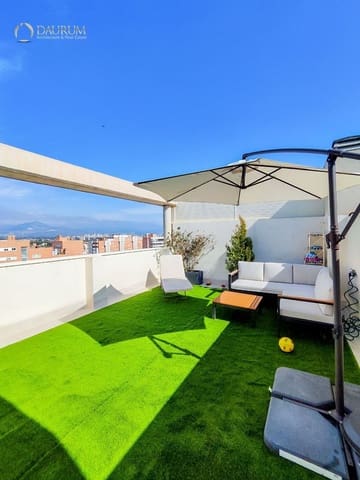 4 slaapkamer Penthouse te koop in Playa de San Juan, Alicante stad met zwembad - € 690.000 (Ref: 9757892)