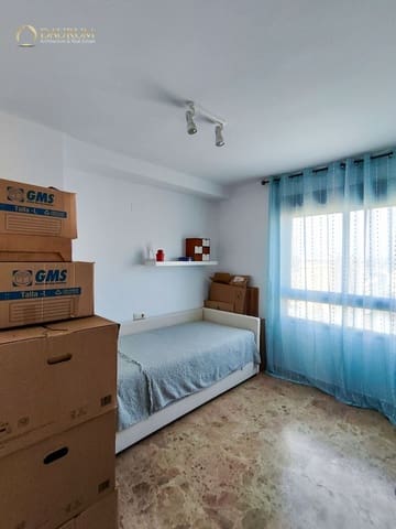 4 slaapkamer Penthouse te koop in Playa de San Juan, Alicante stad met zwembad - € 690.000 (Ref: 9757892)