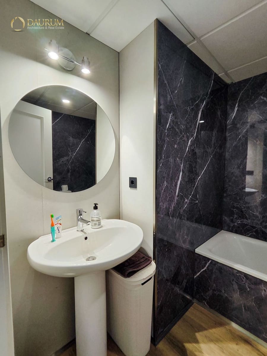 4 sovrum Takvåning till salu i Playa de San Juan med pool - 690 000 € (Ref: 9757892)