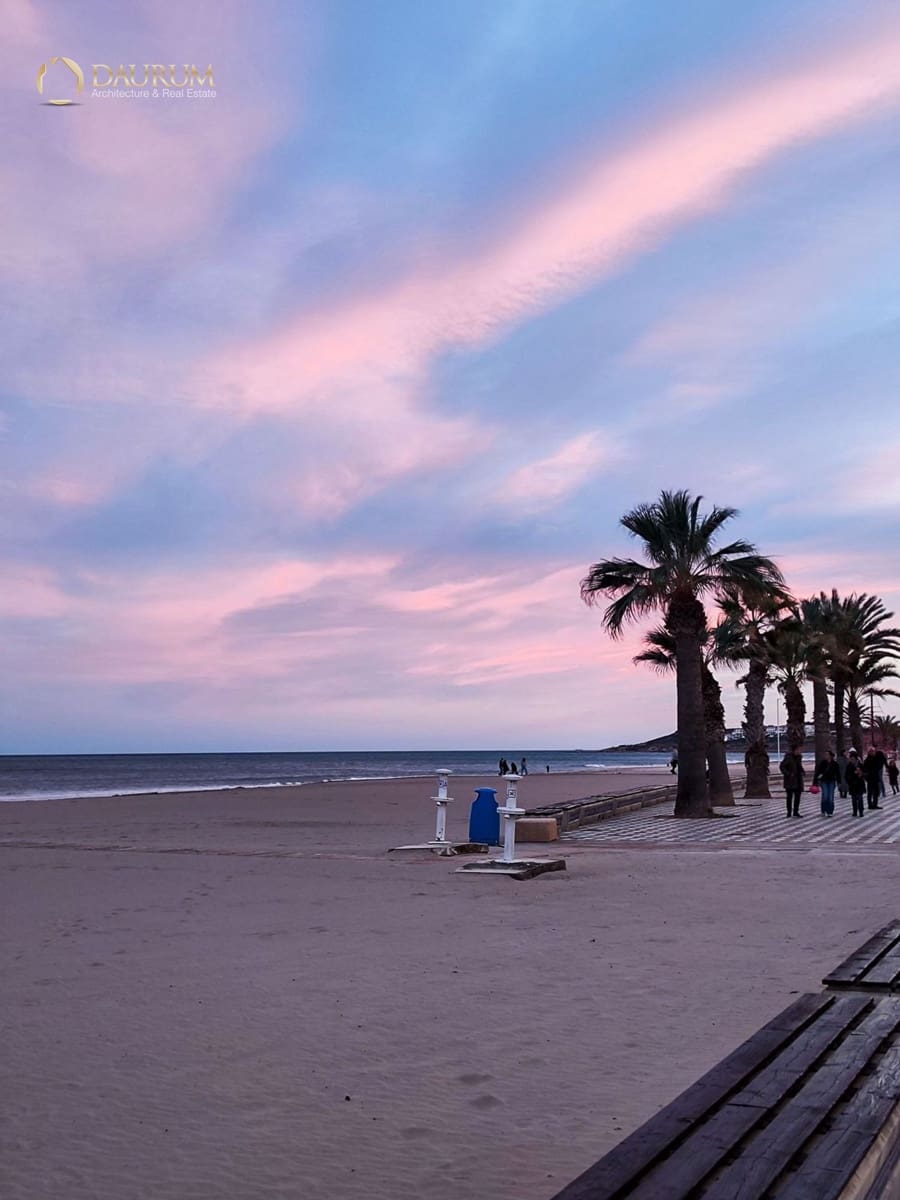 4 sovrum Takvåning till salu i Playa de San Juan med pool - 690 000 € (Ref: 9757892)