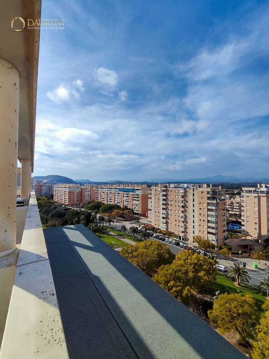 4 sovrum Takvåning till salu i Playa de San Juan med pool - 690 000 € (Ref: 9757892)