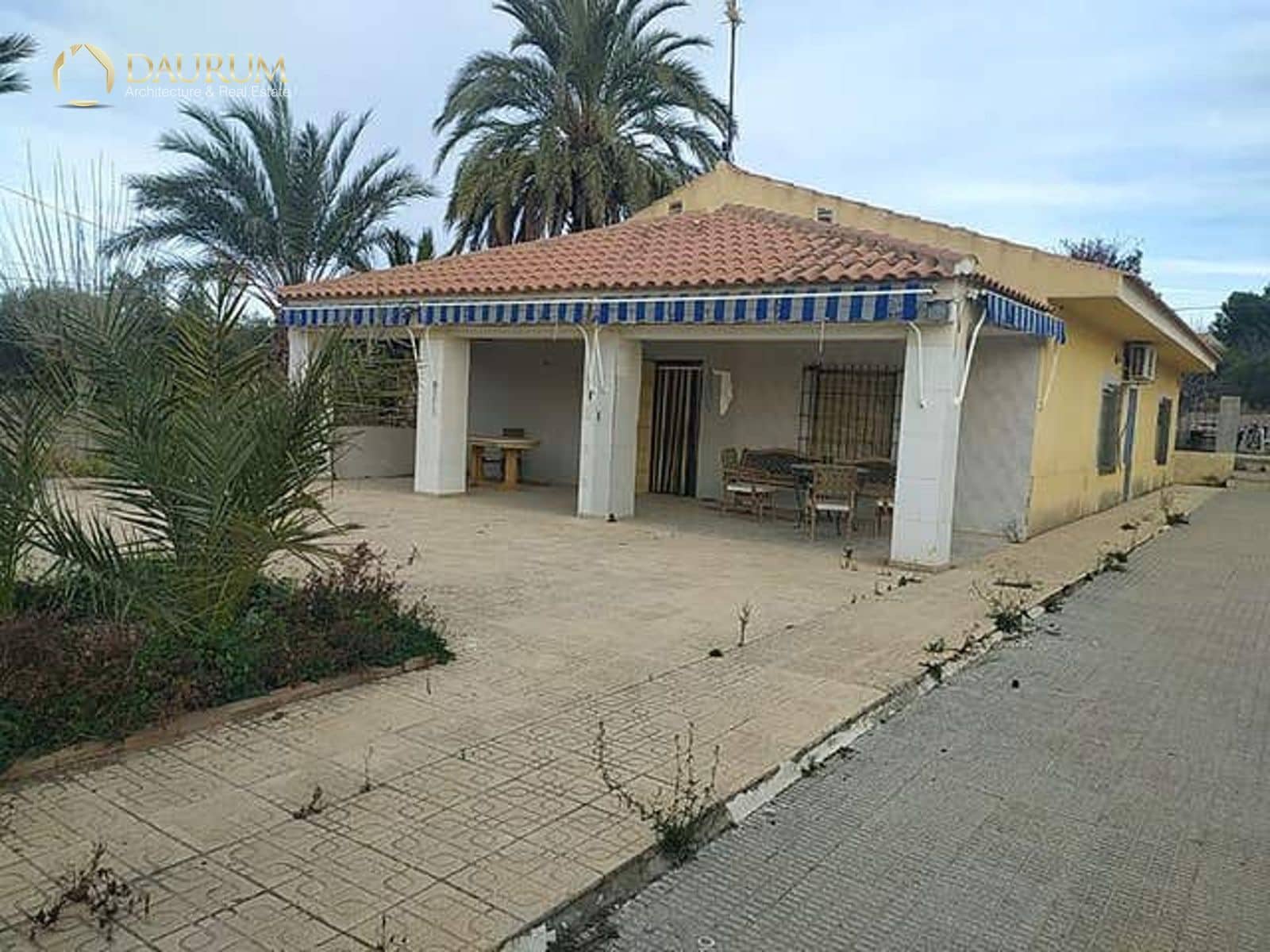 5 Zimmer Villa zu verkaufen in Moralet mit Garage - 280.000 € (Ref: 9759506)