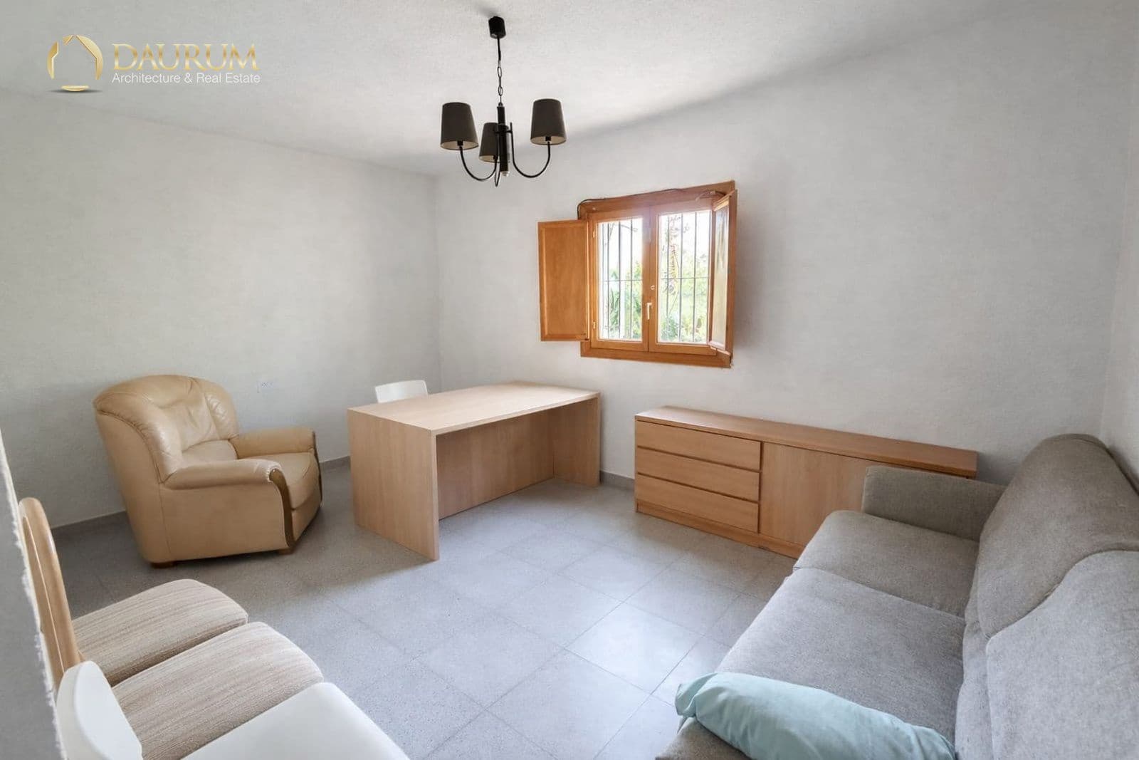 3 bedroom Villa for sale in Moralet with garage - € 230,000 (Ref: 9765339)