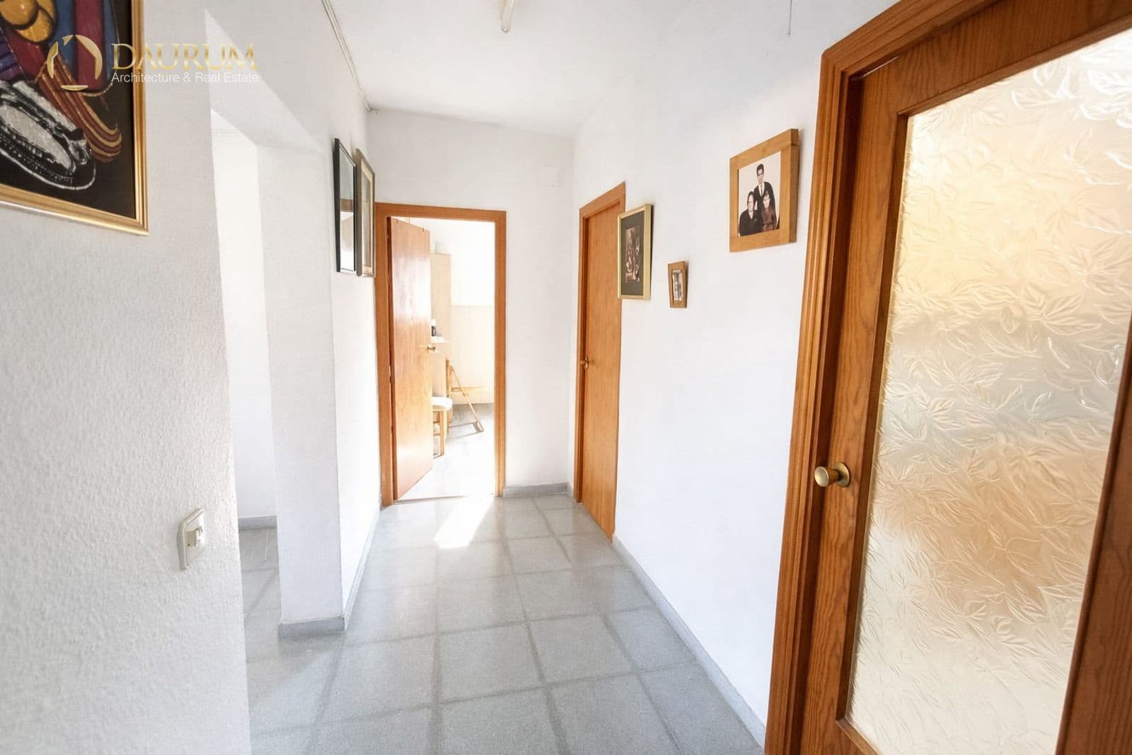 3 bedroom Villa for sale in Moralet with garage - € 230,000 (Ref: 9765339)