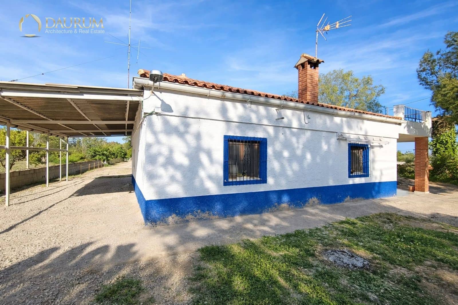 3 bedroom Villa for sale in Moralet with garage - € 230,000 (Ref: 9765339)