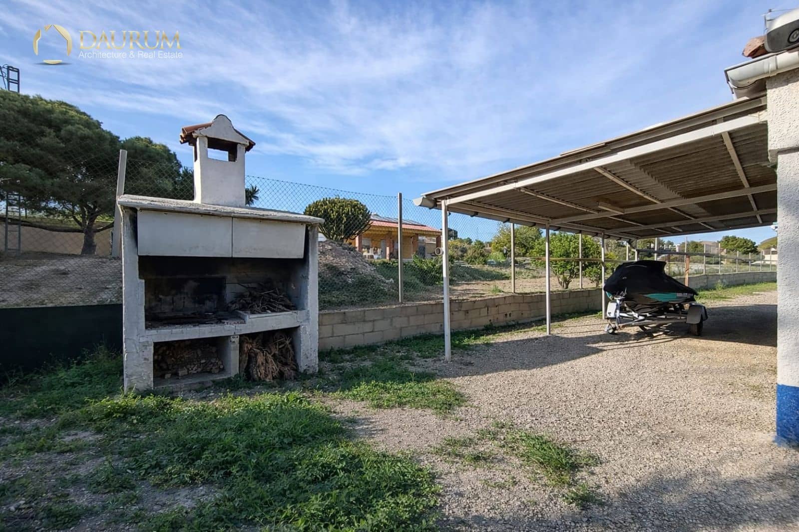 3 bedroom Villa for sale in Moralet with garage - € 230,000 (Ref: 9765339)