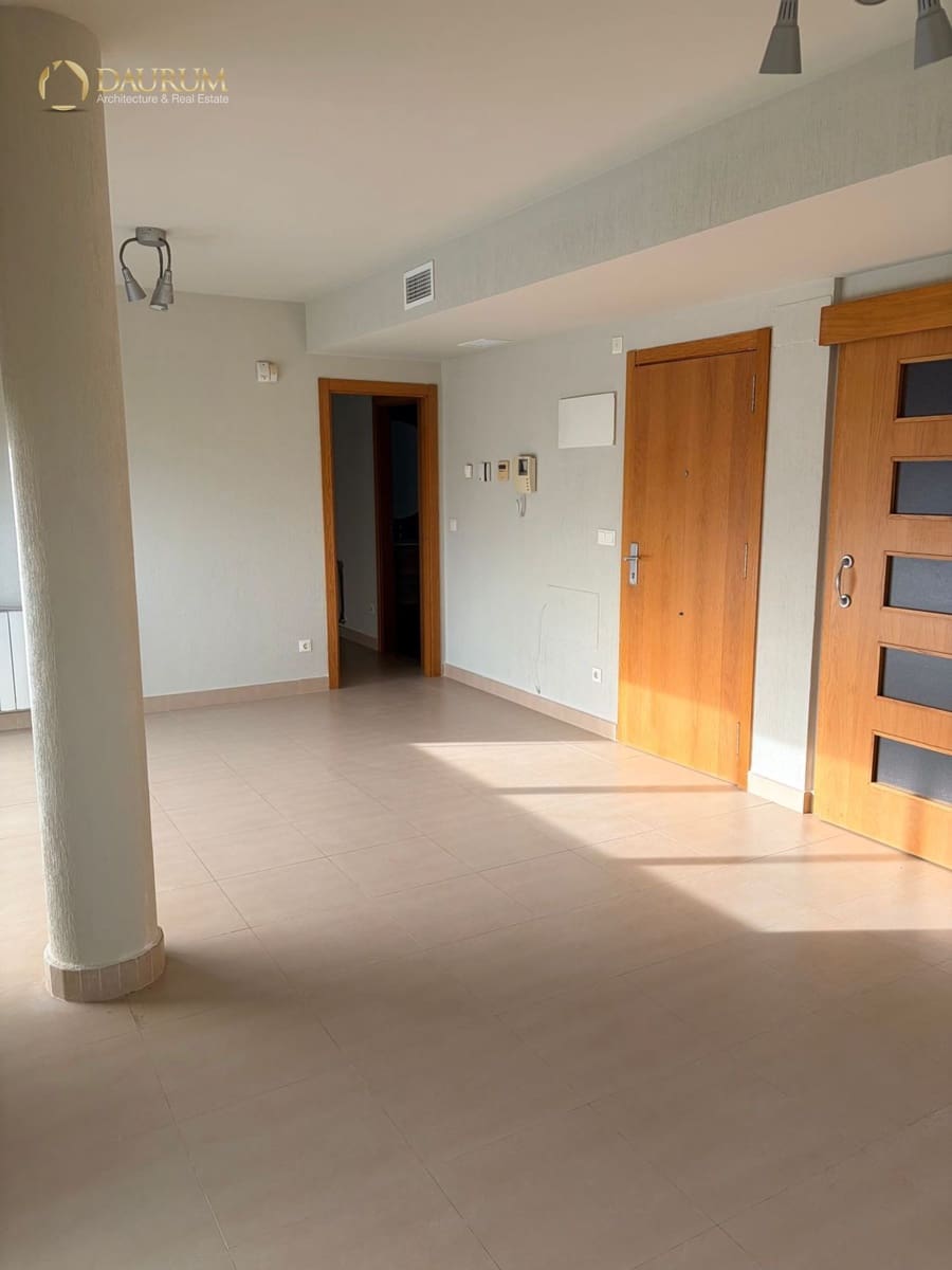 1 bedroom Flat for sale in Alicante / Alacant city with pool garage - € 279,000 (Ref: 9769915)