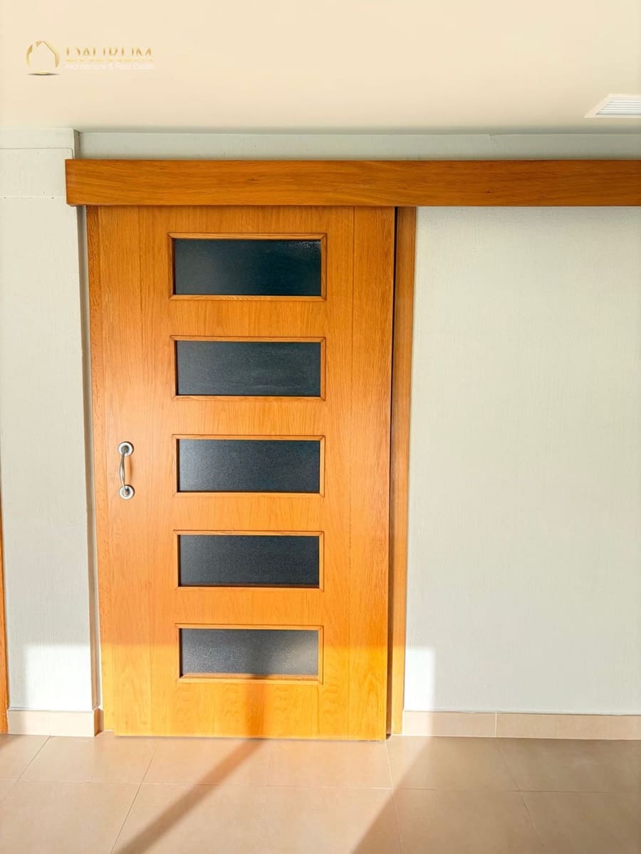 1 bedroom Flat for sale in Alicante / Alacant city with pool garage - € 279,000 (Ref: 9769915)