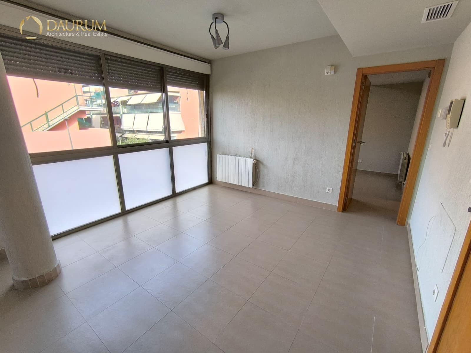 1 bedroom Flat for sale in Alicante / Alacant city with pool garage - € 279,000 (Ref: 9769915)