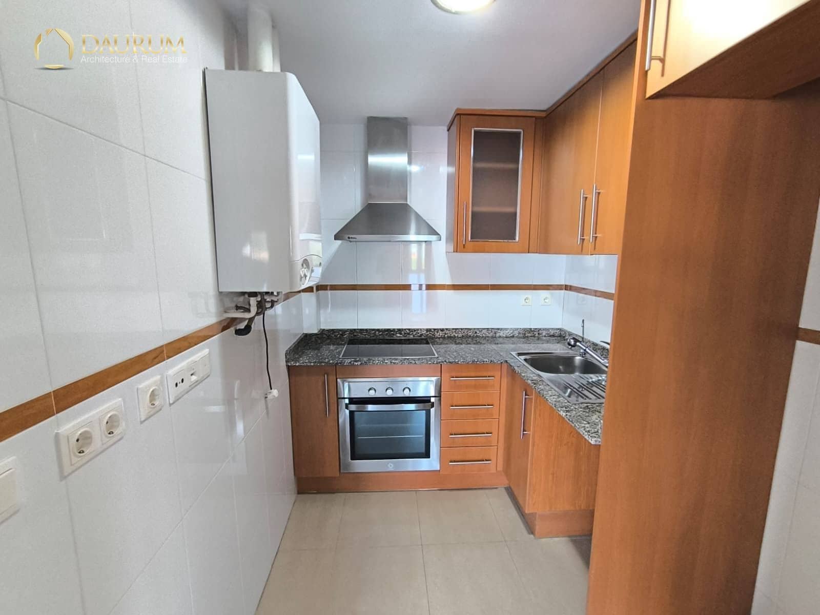 1 bedroom Flat for sale in Alicante / Alacant city with pool garage - € 279,000 (Ref: 9769915)