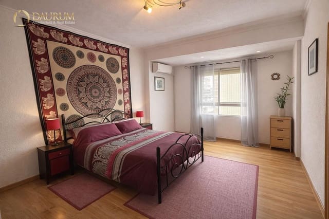 4 chambre Appartement à vendre à Santa Pola - 299 999 € (Ref: 9771791)