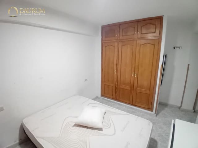 2 slaapkamer Flat te koop in Carolinas Altas, Alicante stad - € 125.000 (Ref: 9771792)