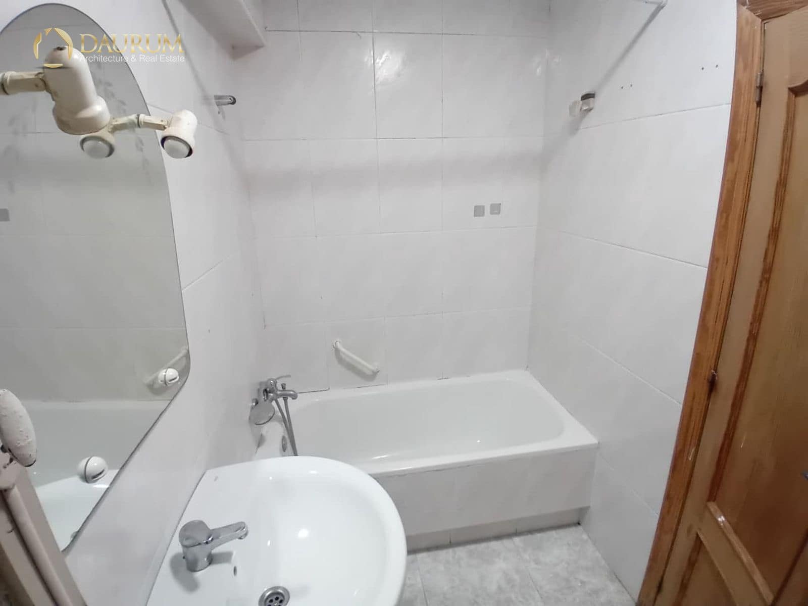 Piso de 2 habitaciones en Alicante / Alacant ciudad en venta - 125.000 € (Ref: 9771792)