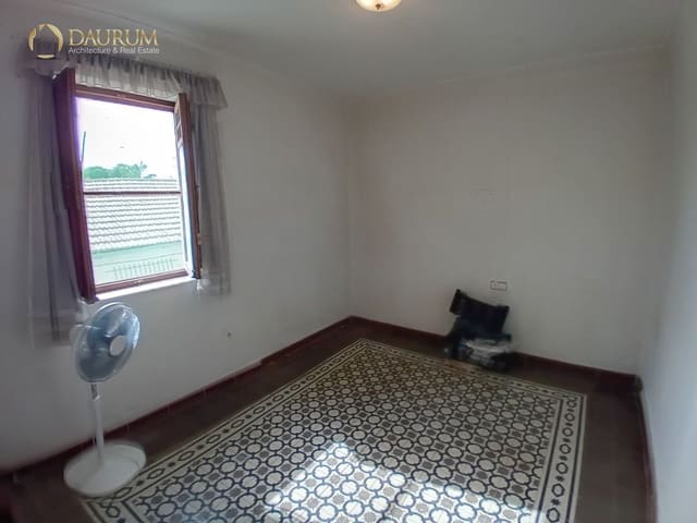 4 soverom Villa til salgs i Alicante by - € 325 000 (Ref: 9771793)