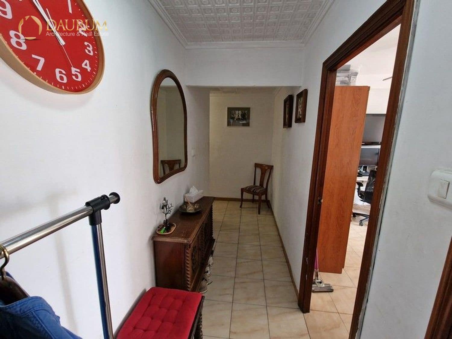 3 bedroom Flat for sale in Alicante / Alacant city - € 145,000 (Ref: 9781285)