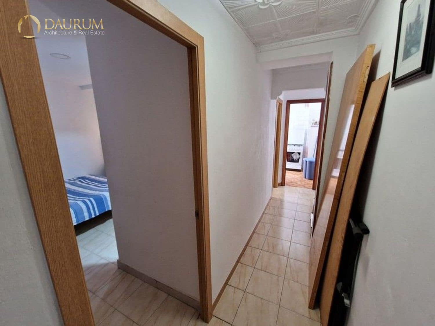 3 bedroom Flat for sale in Alicante / Alacant city - € 145,000 (Ref: 9781285)